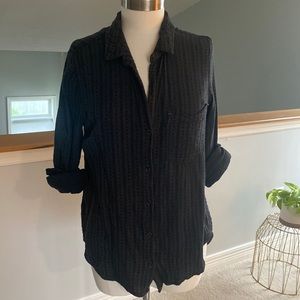 *EXCELLENT CONDITION* Cloth & Stone Button Down
